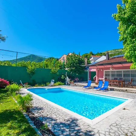 Maria With Heated Swimming Pool * Mostar