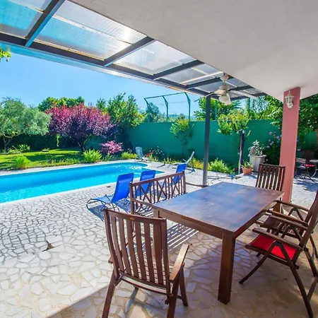 Maria With Heated Swimming Pool Mostar