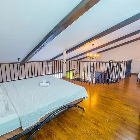 Maria * 莫斯塔尔