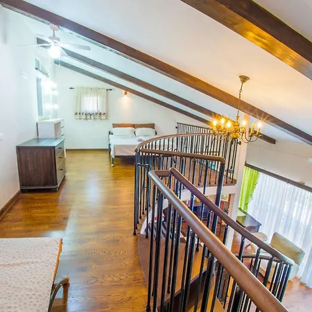 Maria With Heated Swimming Pool Villa Mostar
